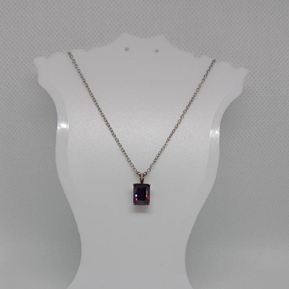 Elegant Purple Amethyst Pendant Necklace